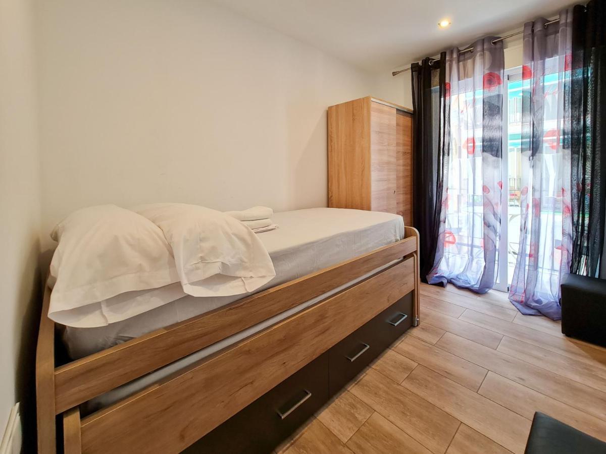 Апартаменты Apartamento Completo Castillo Levante Бенидорм Экстерьер фото